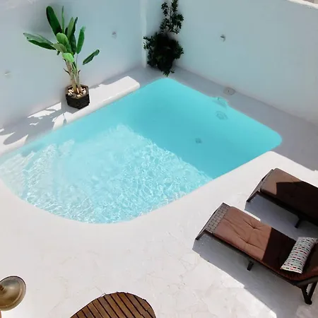 Julitte 91 By Homeprive Hébergement de vacances *
